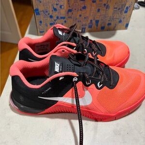Nike Black and Bright Red Lifting Shoes